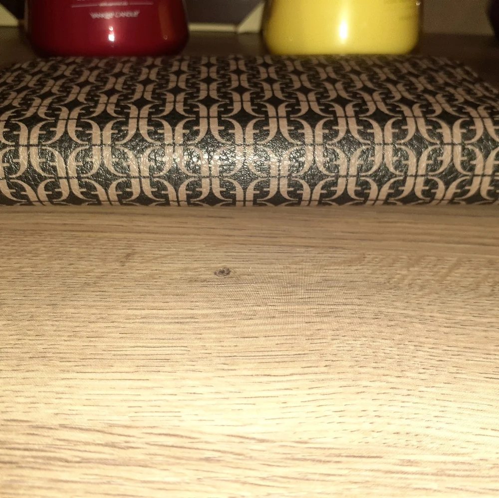 #132 Fossil Wristlet Wallet - Picture 3 of 6